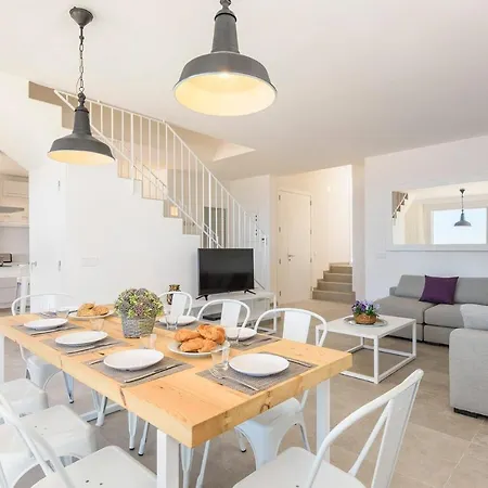 Villa Agata 4 Bedroom Villa, Cala'n Forcat